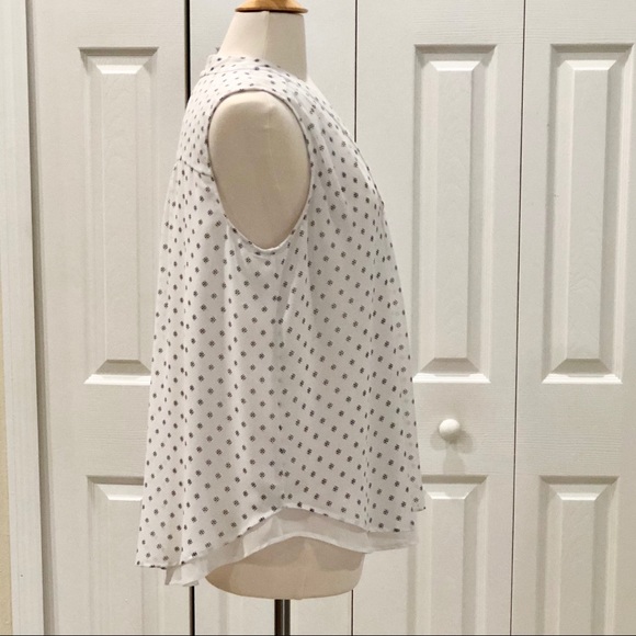 SOLD Ann Taylor 2Layer White Print Pleat Front Top - Picture 3 of 8